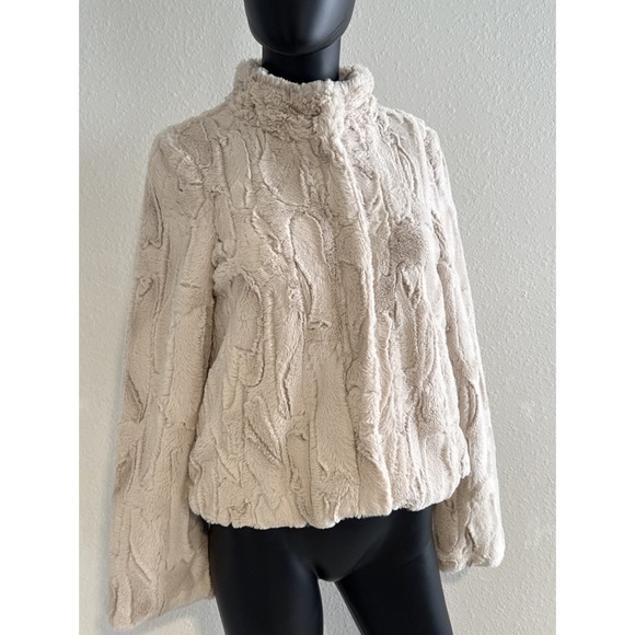 Blossom And Clover Jackets & Blazers - Women's  Faux Fur Jacket by Blossom & Clover snap front Red Lining NWT Size S